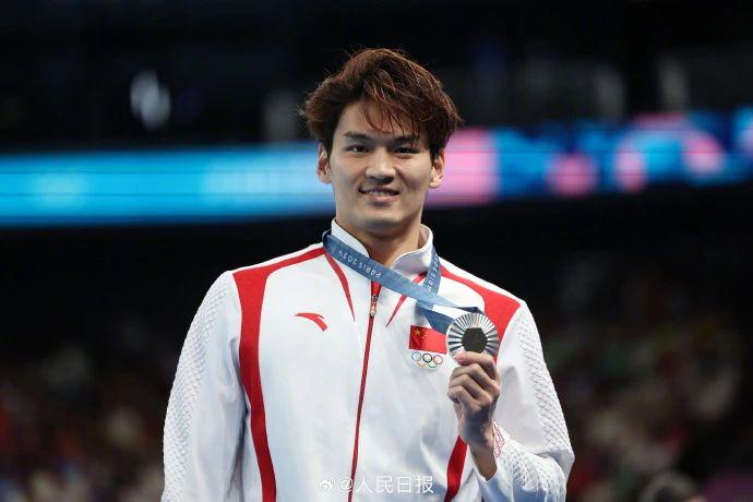 大学体育赛事丰富，名校如何吸引奥运冠军？